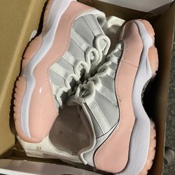 Jordan 11 Lows Sz 6.5Wmns/5Y 
