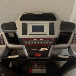 Sole Treadmill 