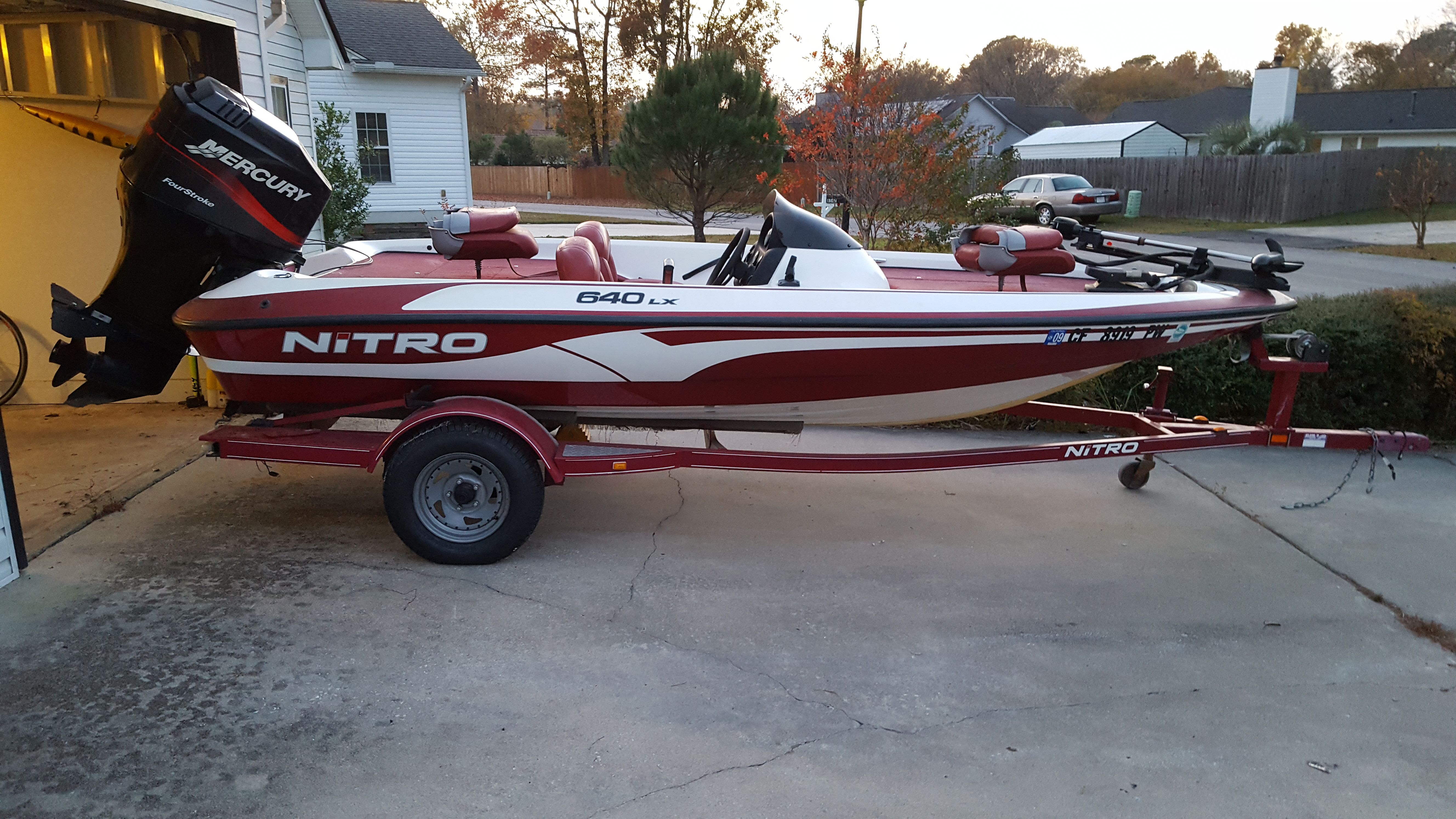 2002 Nitro 640 LX Fishing Boat