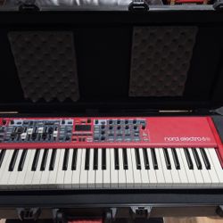 Nord Electro 6D 61 61-key Keyboard with Gator Case