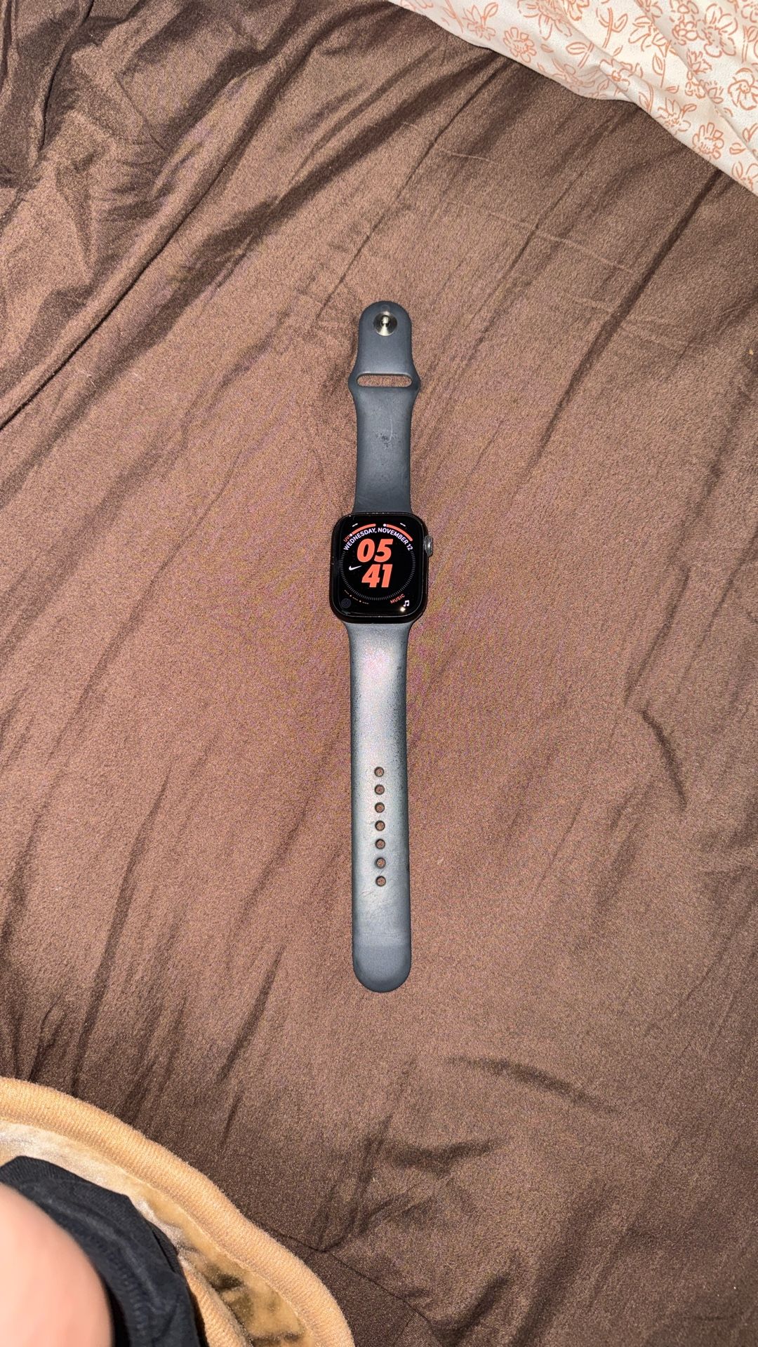 Apple Watch Series 7 Cellular And GPS