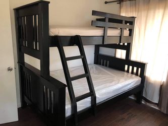 Twin full bunk bed