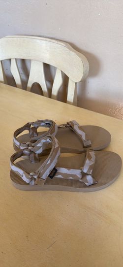 Teva Womens sandals size 8