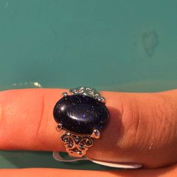 Blue sandstone ring with silver detailing