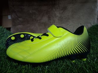 Soccer cleats us size 2youth