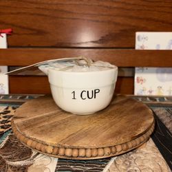 Urban Cupboard Measuring Cups