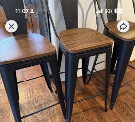 Metal low back swivel barstools