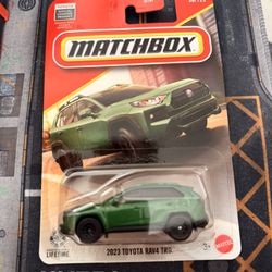 Matchbox Toyota RAV4 1:64 Green