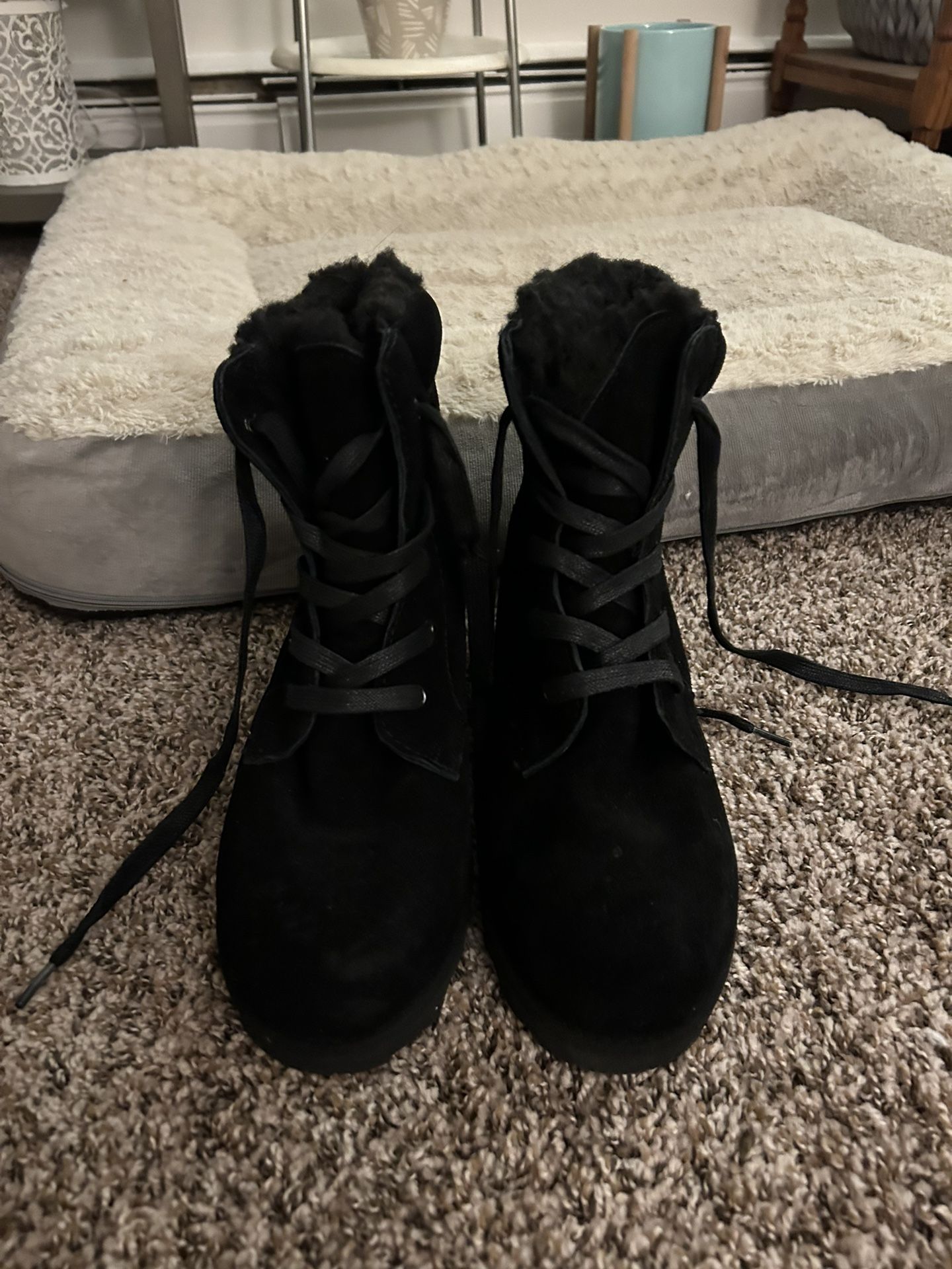 Women’s Black Wedge Fur Boots- sz 8