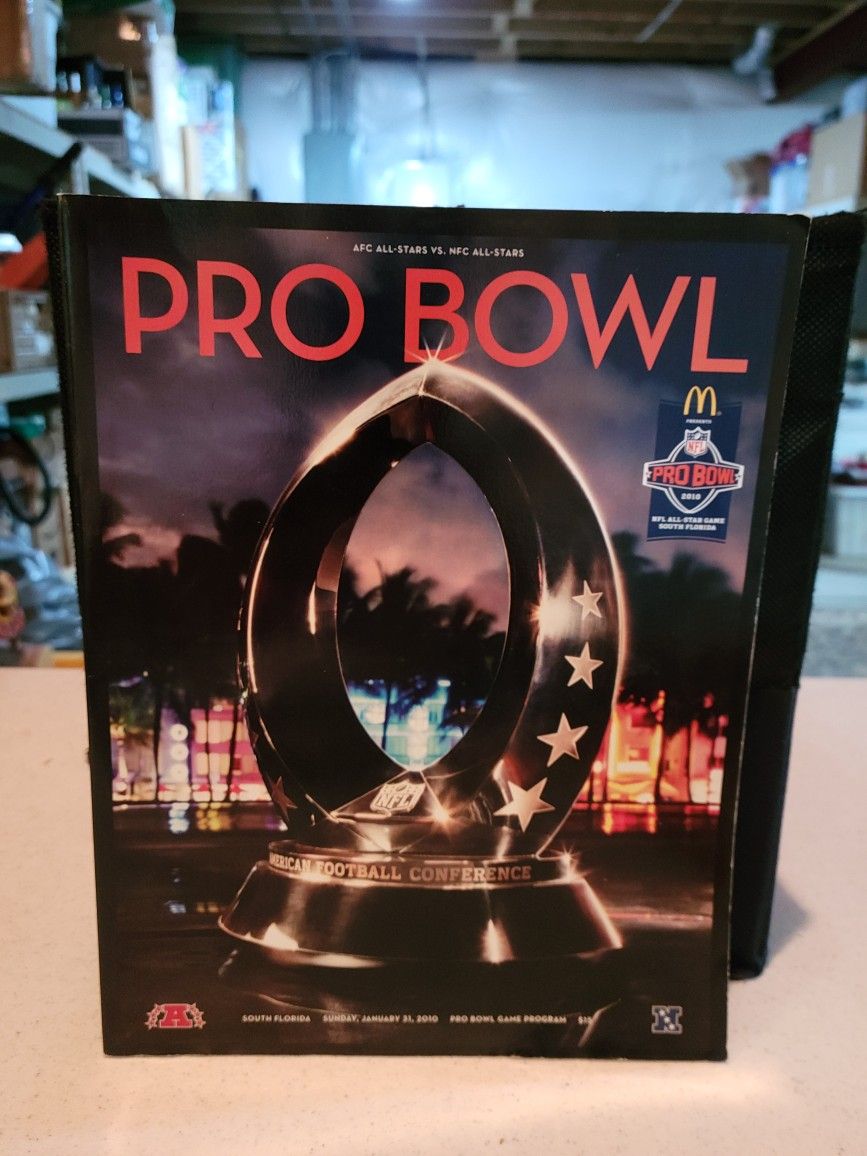 2010 NFL Pro Bowl Game Program Limited Print