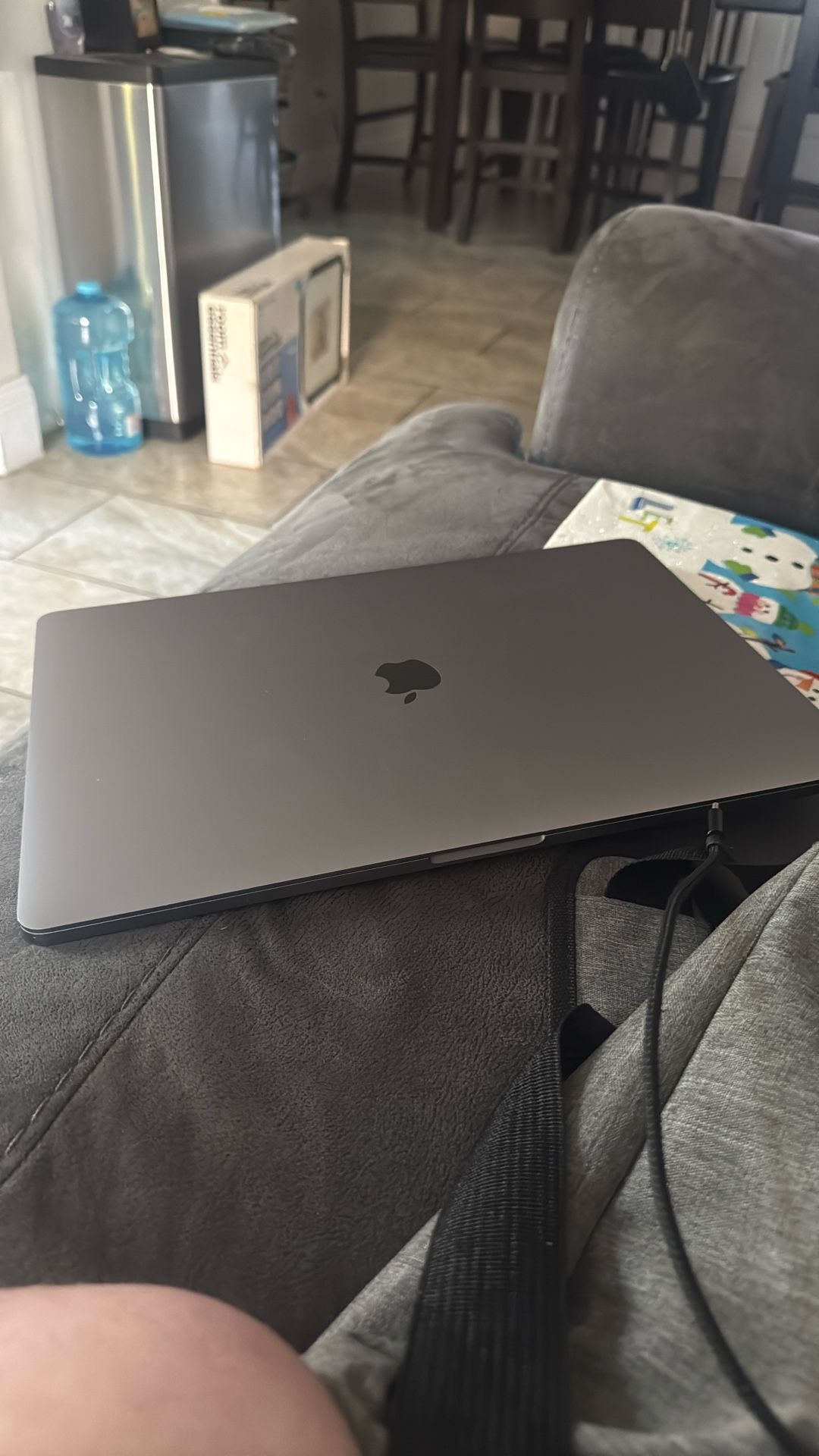 Mac Book 16 Inch 2022