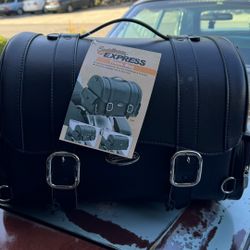 New with tags Saddlemen Motorcycle trunk bag