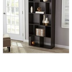 12 Cube Entertainment Center 