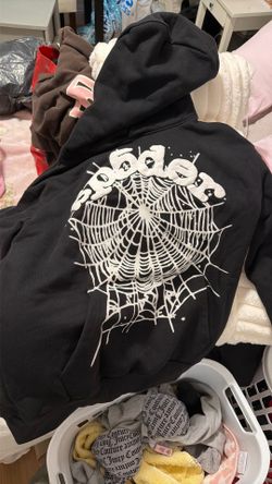 medium spider hoodie