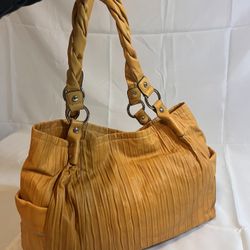 B. Makowsky Leather Purse