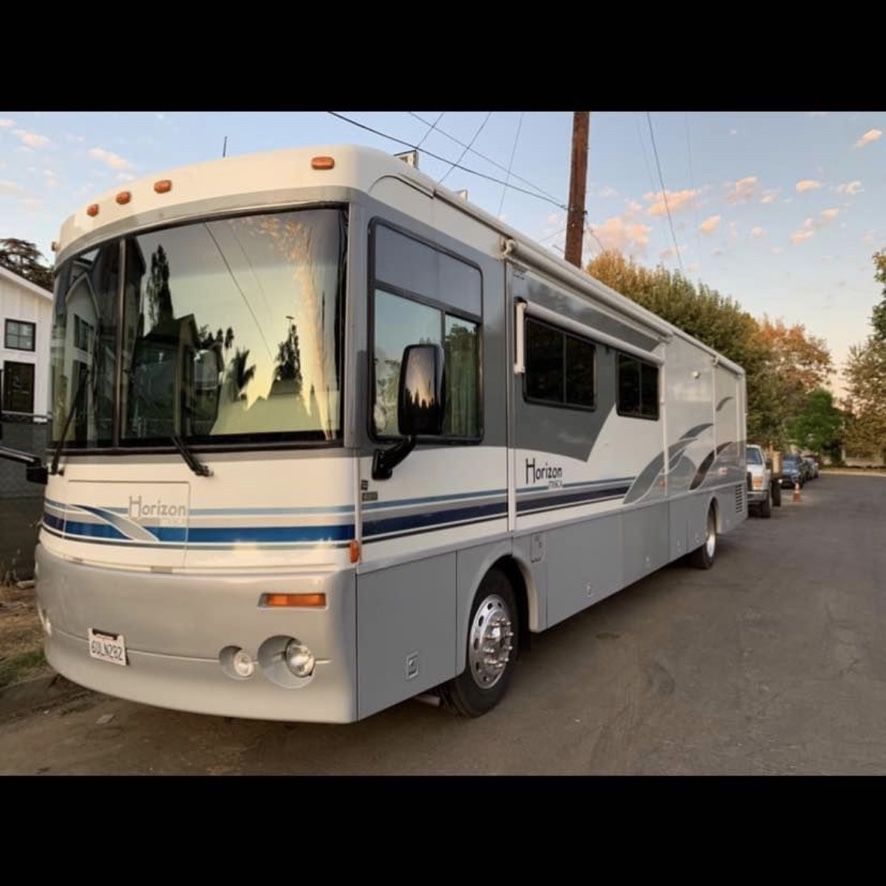 RV 2003 HORIZON itasca $30,900