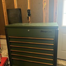 Snap on Tool box with loads of tools