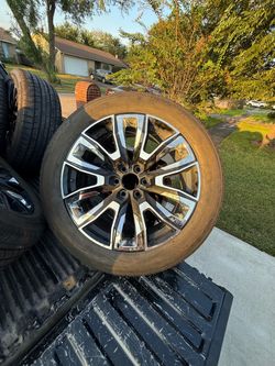 22’s Silverado wheels and tires