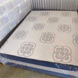 Brand New Queen Size Mattress // Cash On Delivery 