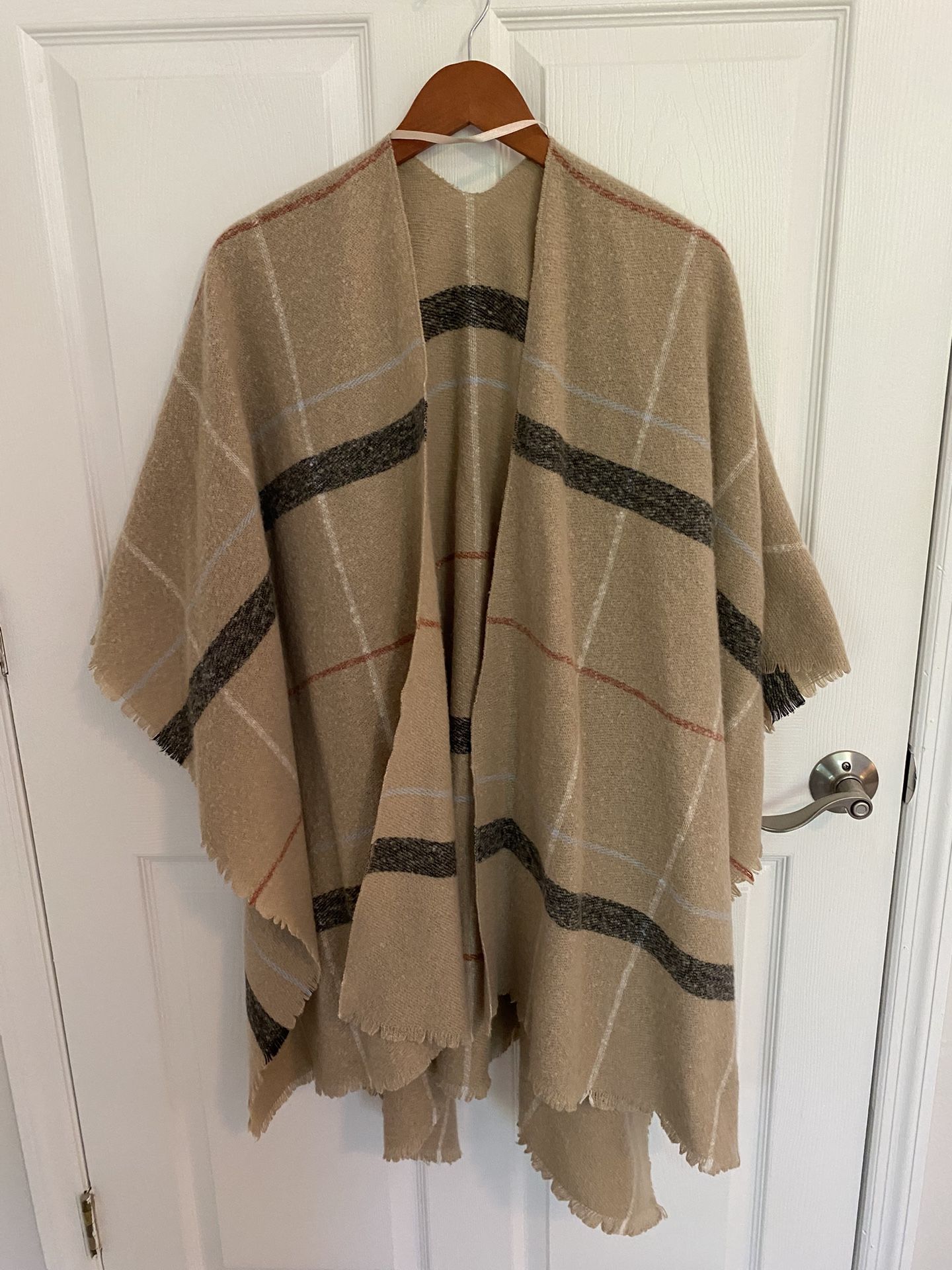 Women’s Plaid Wooly Poncho With Fringe One Size 