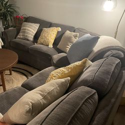 Sectional Couch With Pullout Queen Bed 