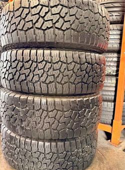 275/70/18 Falken Tires con 80% de vida las 4