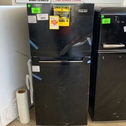 MAGIC CHEF HMDRB TOP FREEZER REFRIGERATOR