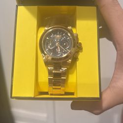INVICTA  Stainless Steel Gold Watch Brand New With Box 