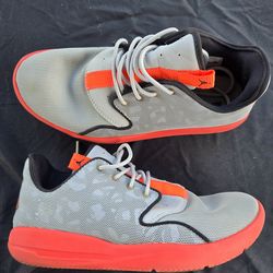 The Nike Men's Air Jordan Eclipse Gray Basketball Shoes Sneakers in size 7Y