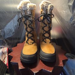 All In motion Women’s Winter Boots Size 8