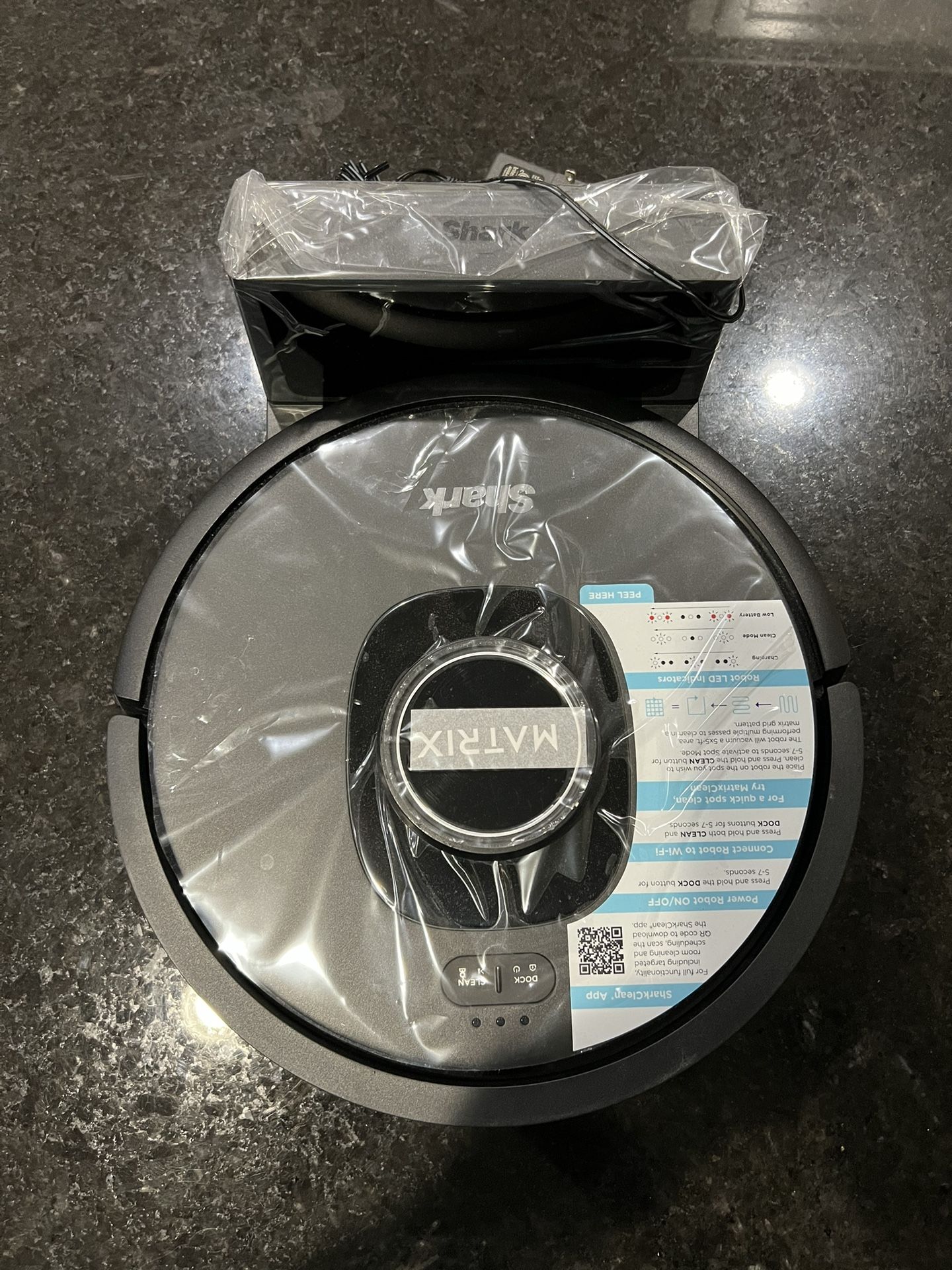 Shark Matrix Robot Vacuum for Carpets and Hardfloors RV2310