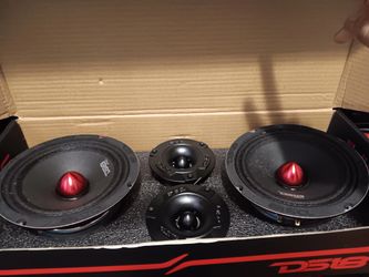 Brand New Stero System- Speakers And TouchScreen Deck