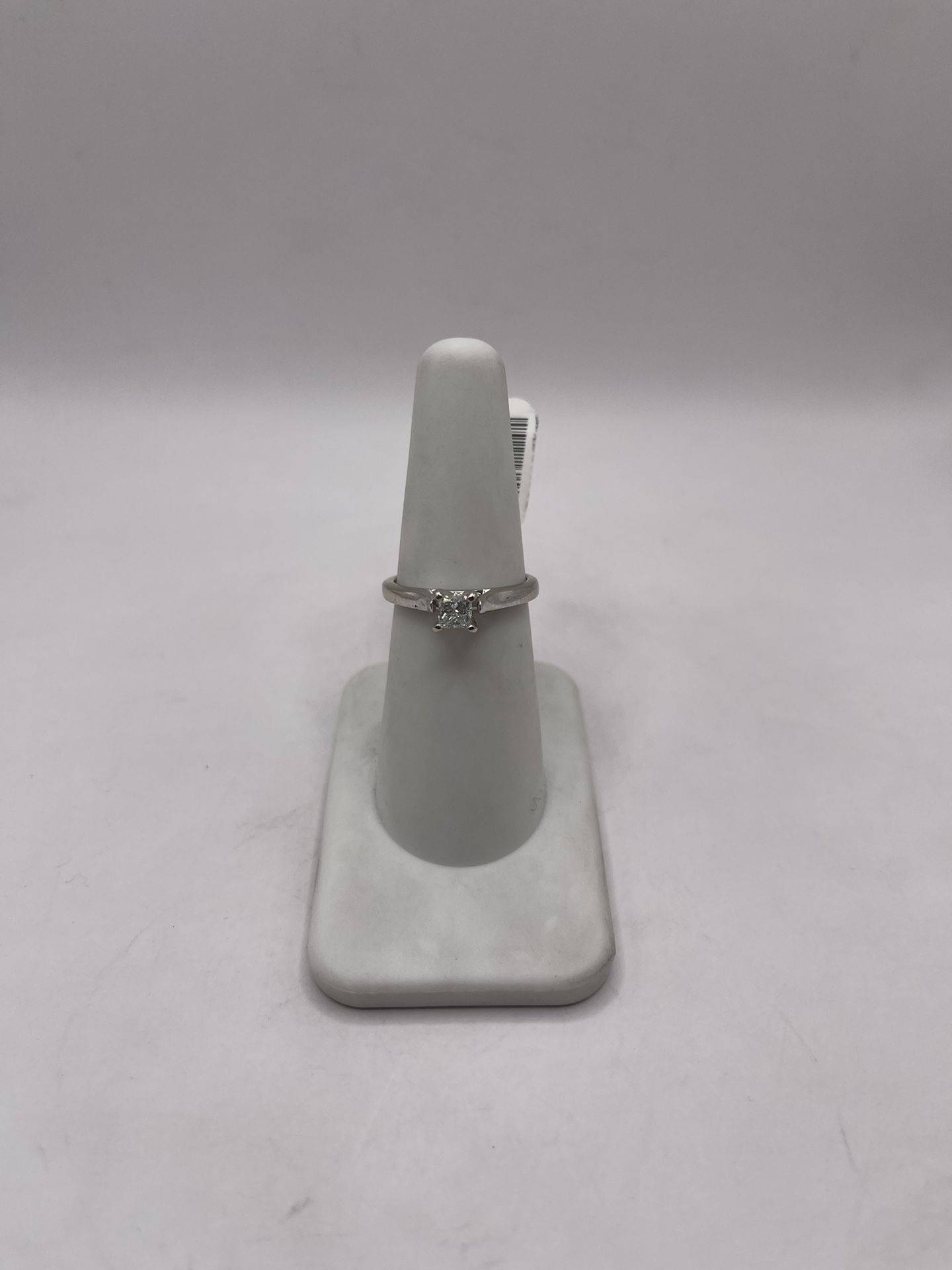 14kt Gold Diamond Solitaire Engagement Style Ring