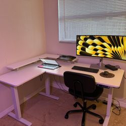 L-shaped Standing Desk