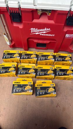 Dewalt XR power stack 20v max 3.5 ah (NEW)