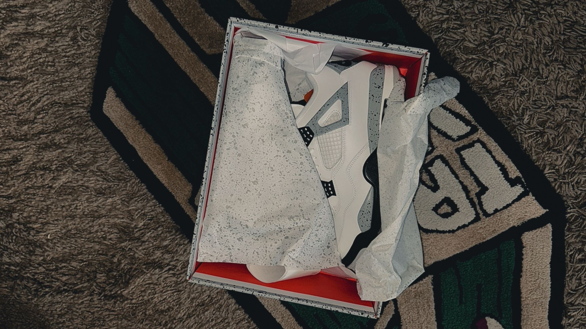 Jordan 4 Retro White Cement Size 10.5 Men