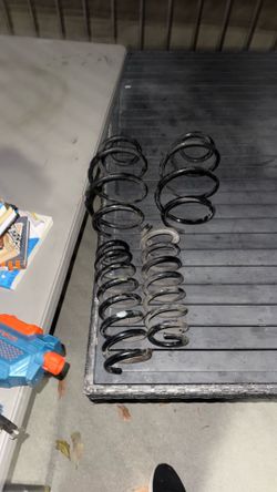 2012 Hyundai Sonata GLS original Front and Back suspension springs