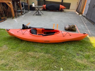 Two 9ft Kayaks with stand