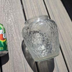 Engraving Floower Clear Glass Jar 7" Tall x 6" Diameter

San Jose 95121