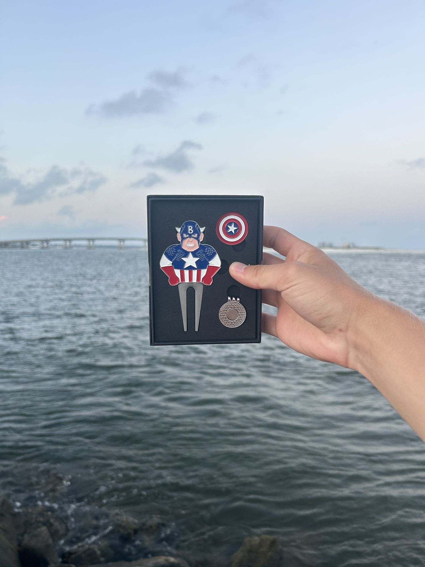 Captain American Divot Tool Set