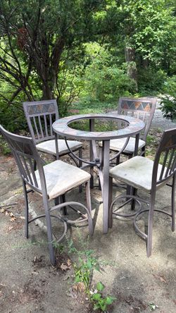 Table set with seats for outdoor