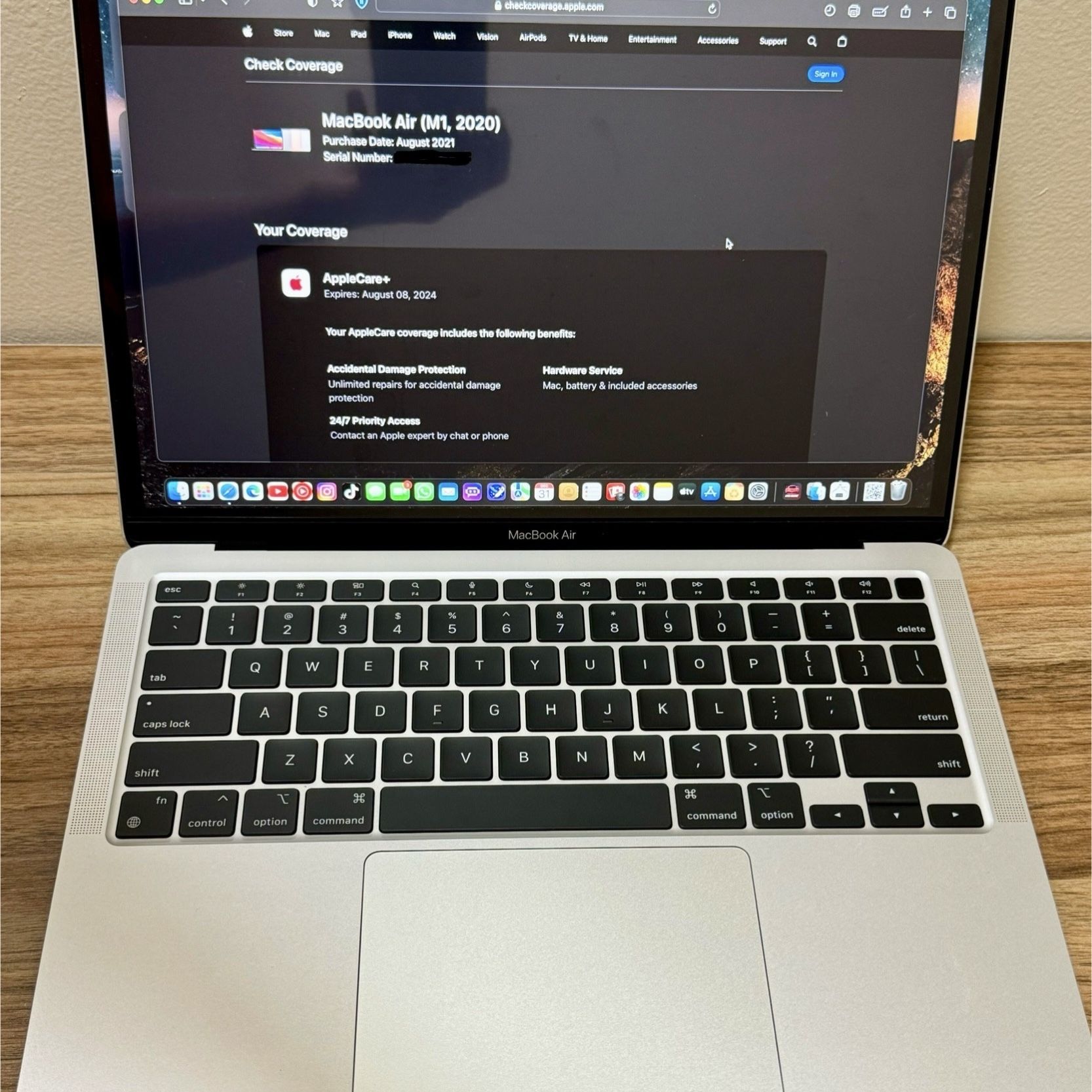 MacBook Air M1 2020 (with Apple Care+)