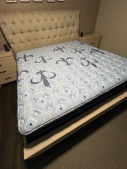 Stearns & Foster Euro Pillowtop King Mattress