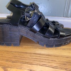 Women’s Platform Sandals Size 8