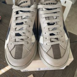 Burberry Size 37.5