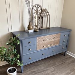 Refinished Bassett Dresser, 8 Drawers