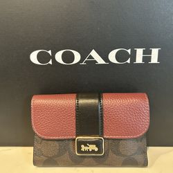 New coach wallet