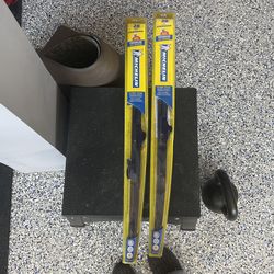 28 Windshield Wipers 