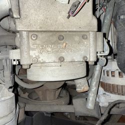 5.0 Tuned Port  Engine And Transmission