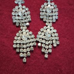 Vintage Jewelry 3 PCs Crystal Earrings,Brooch And Bracelet 